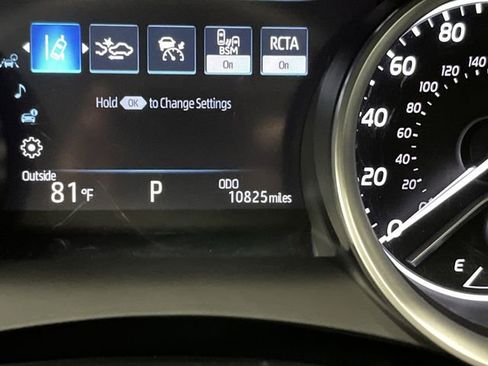 Used 2023 Toyota Camry XLE image 6