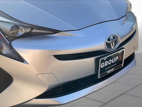 Used 2016 Toyota Prius Two FWD image 29