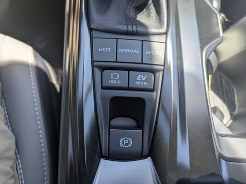 New 2026 Toyota Camry SE FWD image 27