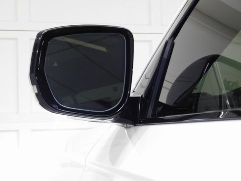 Used 2022 Jeep Grand Cherokee L Overland w/ Luxury Tech Group IV image 23