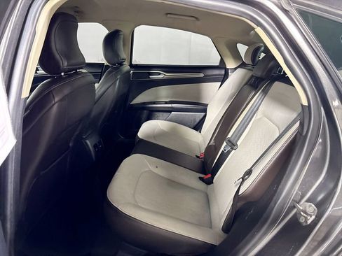 Used 2019 Ford Fusion SE w/ Equipment Group 151A image 20