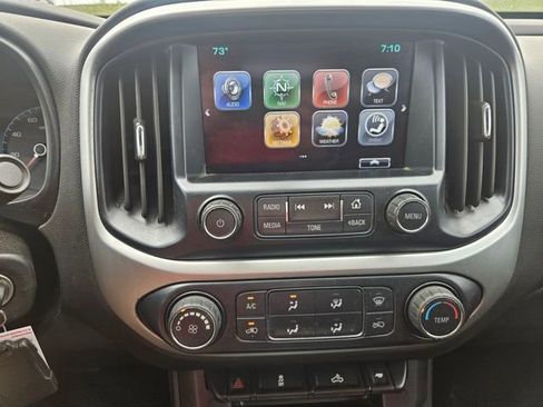 Used 2018 Chevrolet Colorado LT image 18