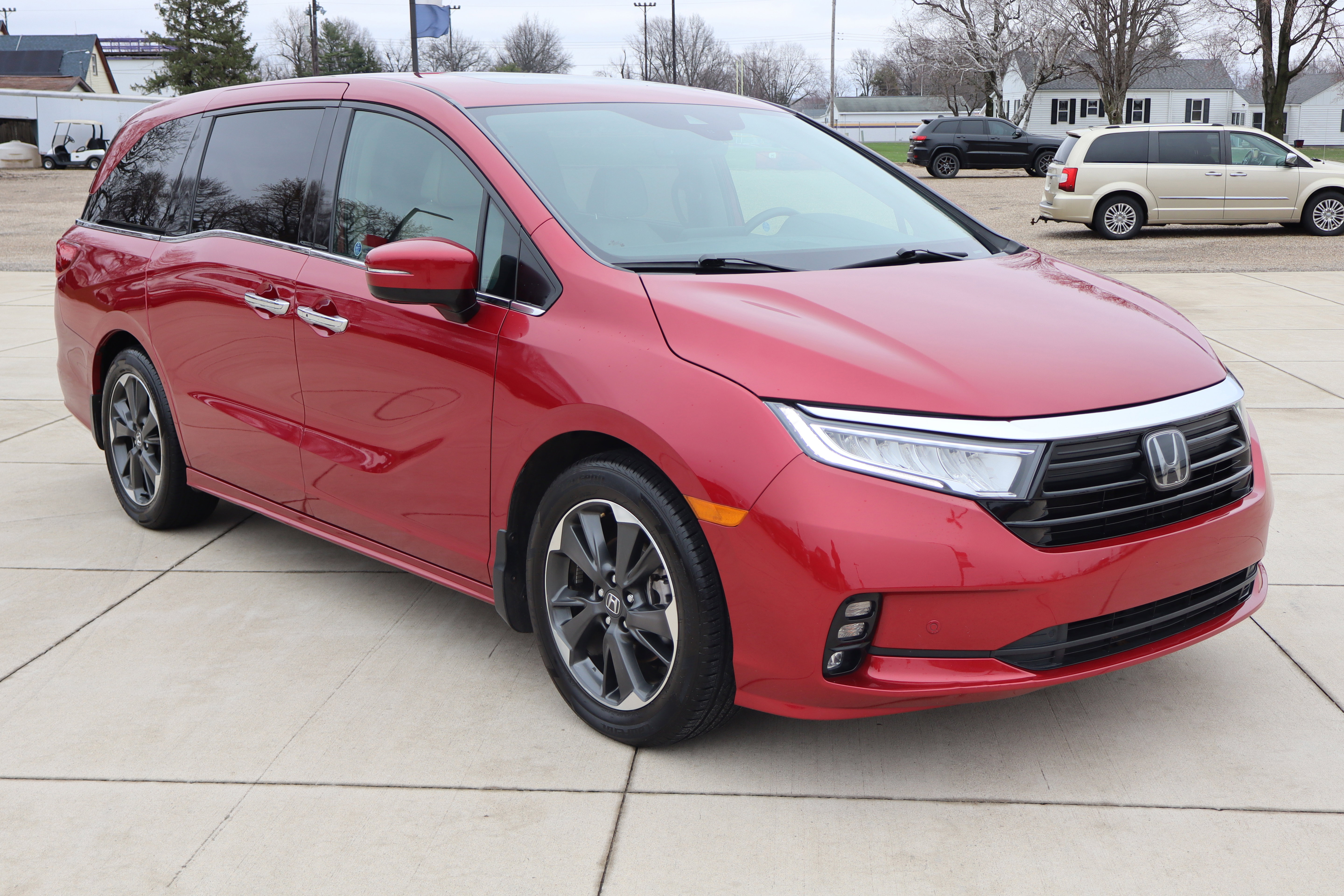 Used 2024 Honda Odyssey Elite image 4