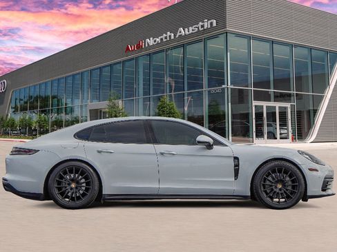 Used 2018 Porsche Panamera 4S image 4