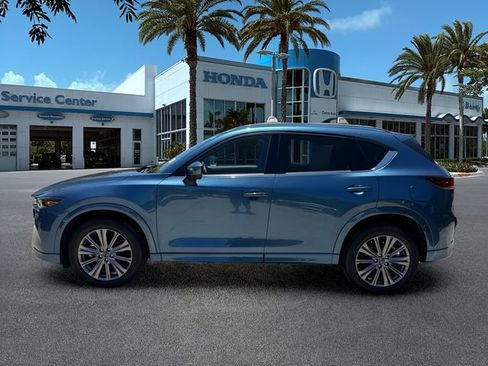 Used 2024 MAZDA CX-5 Signature AWD/4WD image 5