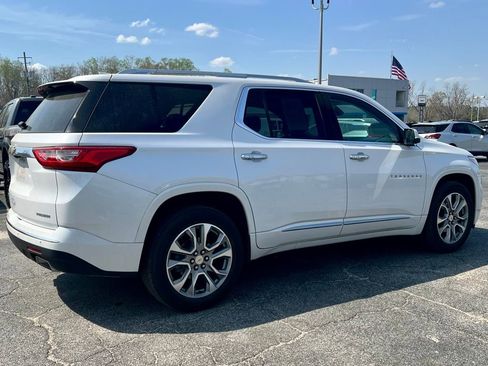 Used 2021 Chevrolet Traverse Premier w/ LPO, Floor Liner Package image 3