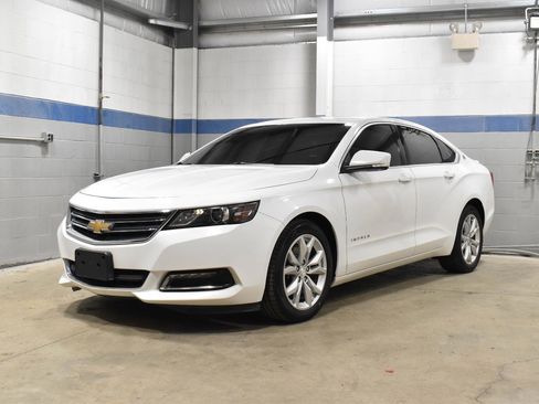 Used 2019 Chevrolet Impala LT image 2
