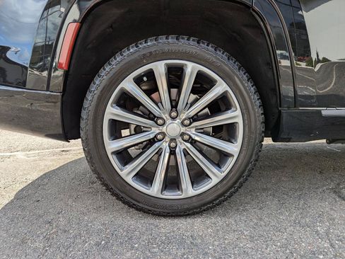 Used 2022 Jeep Grand Wagoneer Series II w/ Convenience Group III AWD/4WD image 65
