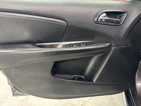 Used 2018 Dodge Journey Crossroad image 16