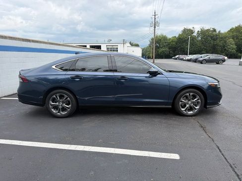 Used 2023 Honda Accord EX-L image 6
