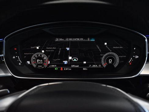 Used 2022 Audi A8 L 3.0T w/ Executive Package image 18