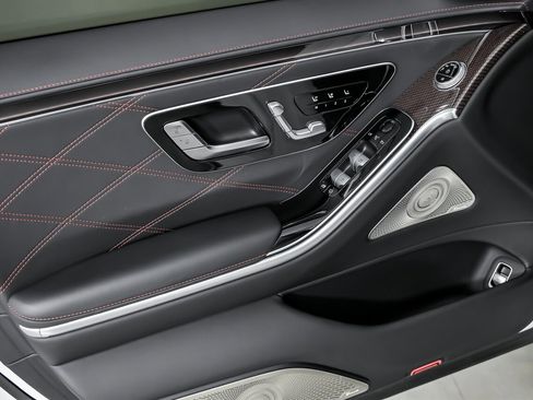 Used 2024 Mercedes-Benz S 63 AMG S image 18