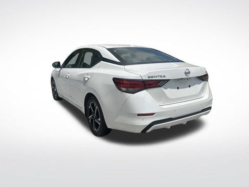 Used 2024 Nissan Sentra SV FWD image 4