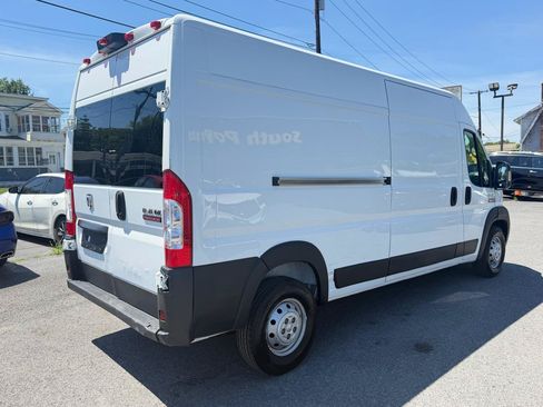 Used 2021 RAM ProMaster 2500 FWD image 4