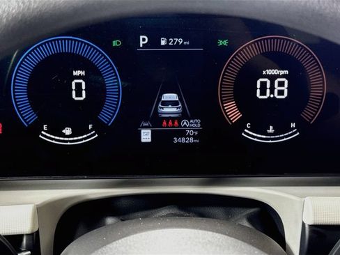 Certified 2025 Hyundai Tucson SEL FWD image 14