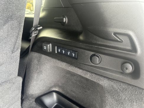 Used 2022 Jeep Grand Cherokee L Overland image 24