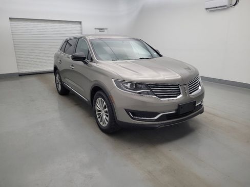 Used 2017 Lincoln MKX Select AWD/4WD image 13