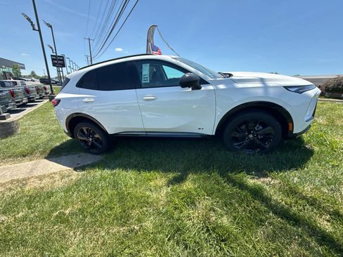 New 2026 Buick Envision Sport Touring AWD/4WD image 17