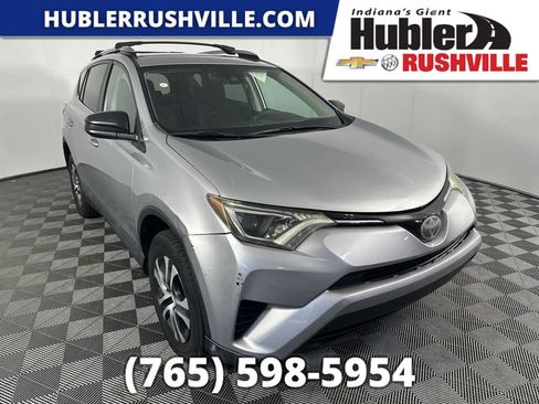 Used 2017 Toyota RAV4 LE FWD image 1