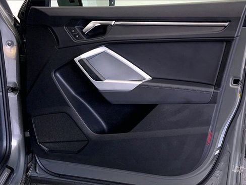 Certified 2023 Audi Q3 2.0T Premium w/ Convenience Package image 24