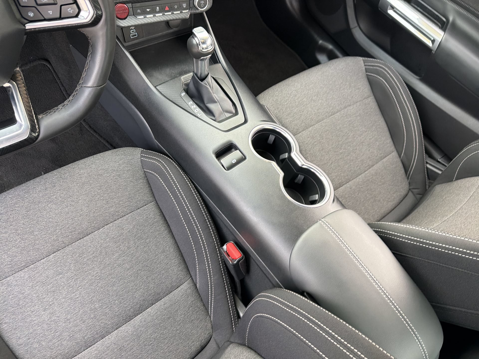 Used 2024 Ford Mustang Coupe RWD image 20