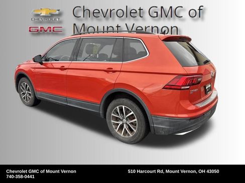 Used 2019 Volkswagen Tiguan SE w/ Panoramic Sunroof Package image 3