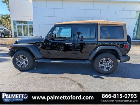 Used 2020 Jeep Wrangler Unlimited Sport image 7
