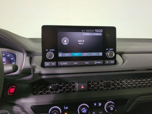 Certified 2024 Honda Accord LX image 22