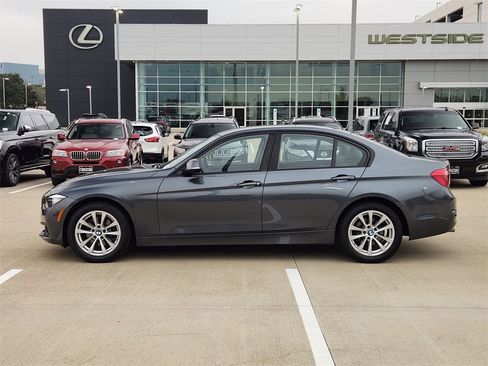 Used 2016 BMW 320i 320i image 4