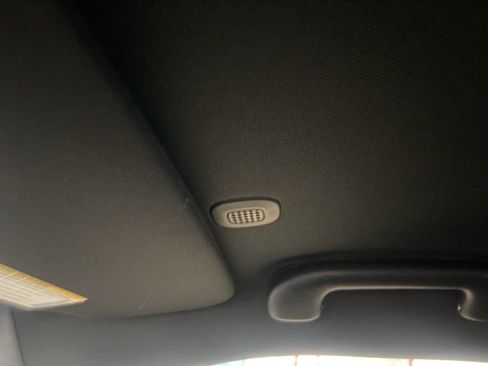 New 2026 Jeep Compass Latitude image 22