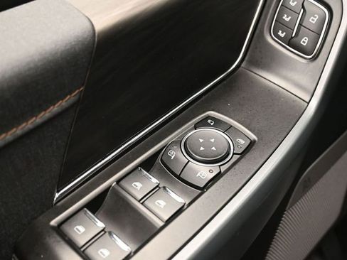 Used 2024 Ford F150 Lightning Lariat image 12