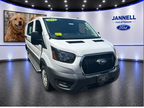 Used 2024 Ford Transit 250 Low Roof w/ Exterior Upgrade Package RWD image 3