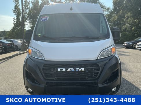 Used 2025 RAM ProMaster 3500 w/ Convenience Group FWD image 8