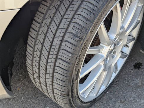 Used 2016 Maserati GranTurismo Sport image 41