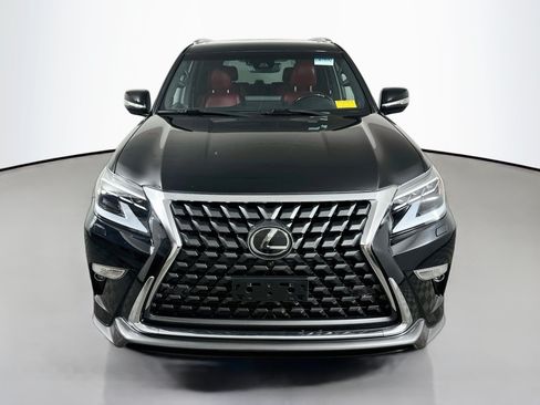 Used 2023 Lexus GX 460 Luxury w/ Sport Design Package AWD/4WD image 2