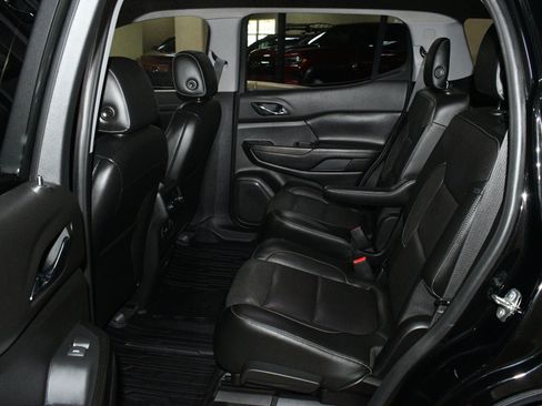 Used 2019 GMC Acadia SLT FWD image 49