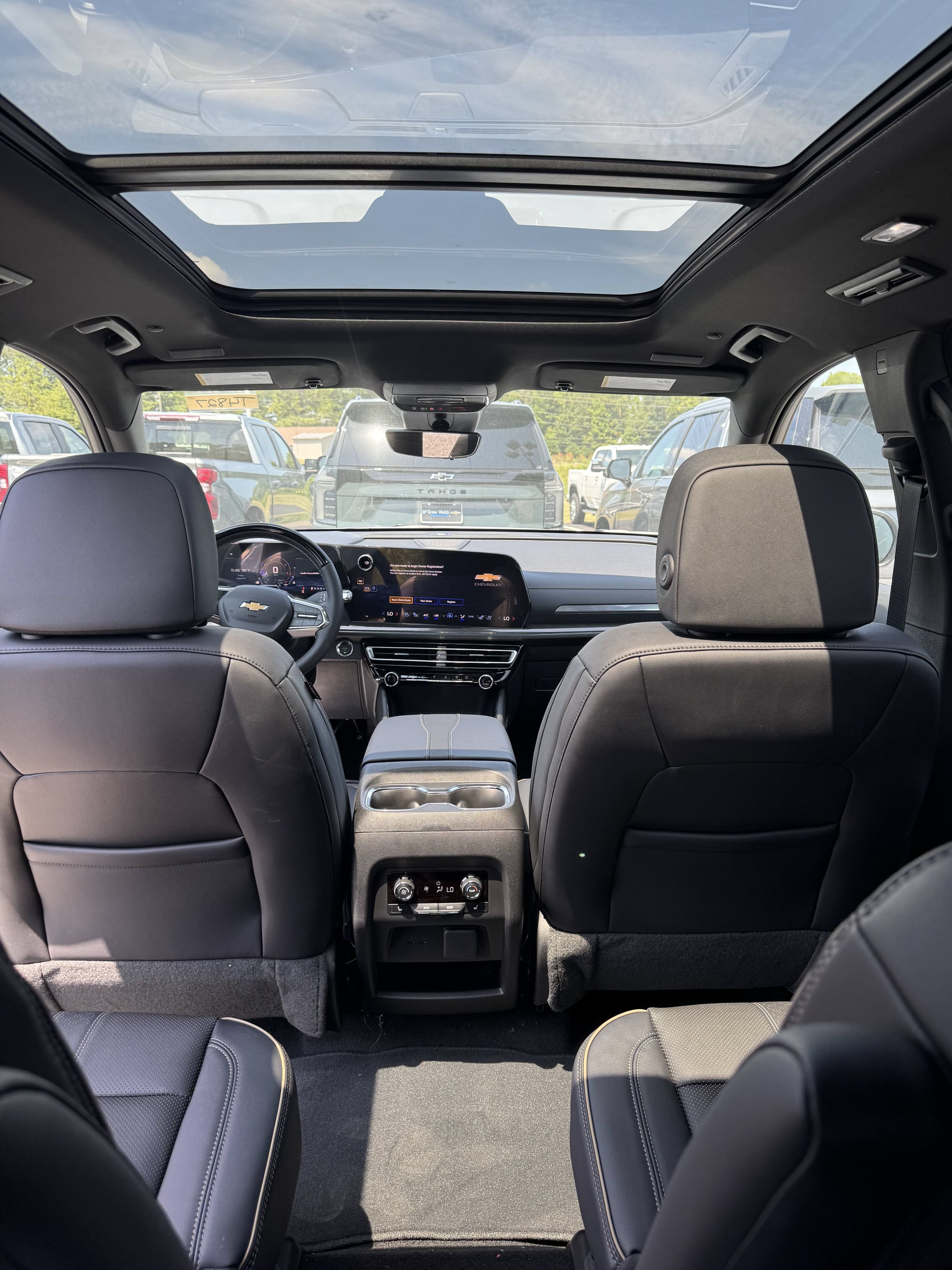 New 2026 Chevrolet Traverse High Country FWD image 16