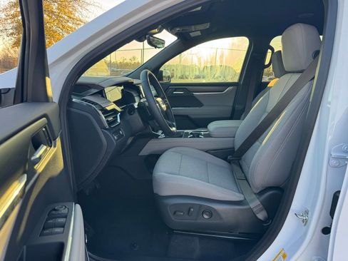 New 2026 GMC Acadia Elevation image 20