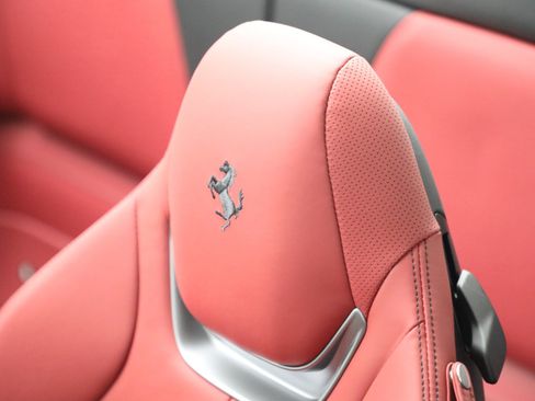 Certified 2023 Ferrari Portofino M RWD image 29