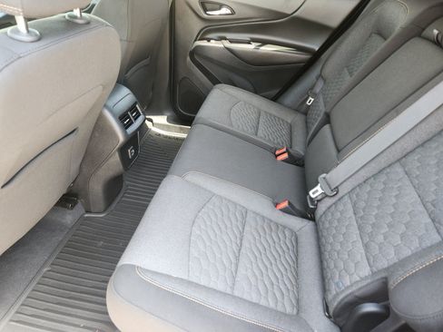 Used 2020 Chevrolet Equinox LT FWD image 12