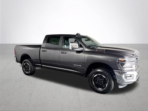 New 2026 RAM 2500 Laramie AWD/4WD image 4