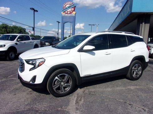 Used 2020 GMC Terrain SLT AWD/4WD image 1