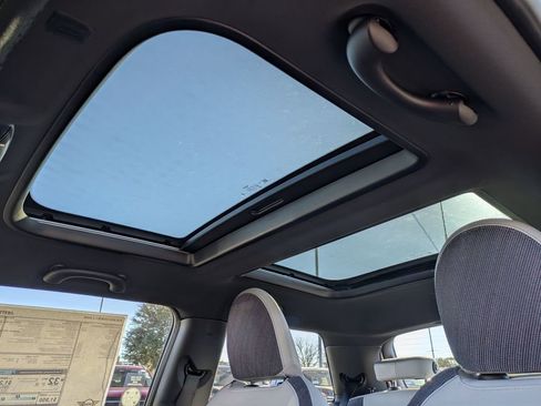 New 2026 MINI Cooper 2-Door Hardtop FWD image 14