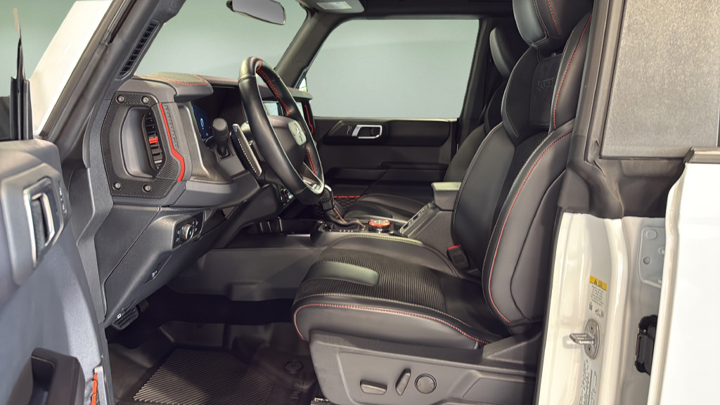 Used 2025 Ford Bronco Raptor AWD/4WD image 11