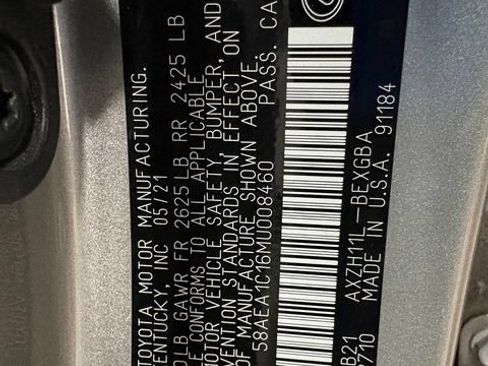 Used 2021 Lexus ES 300h w/ Accessory Package FWD image 33