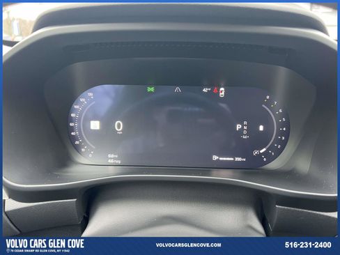 Used 2026 Volvo XC40 B5 Plus w/ Protection Package Premier image 26