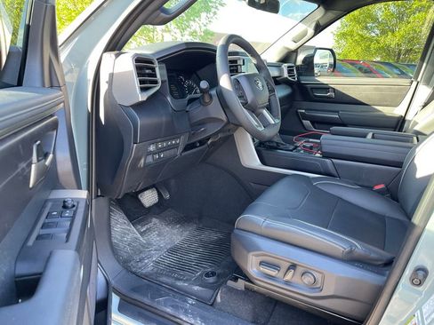 Used 2026 Toyota Tundra SR5 w/ SR5 Premium Package image 5