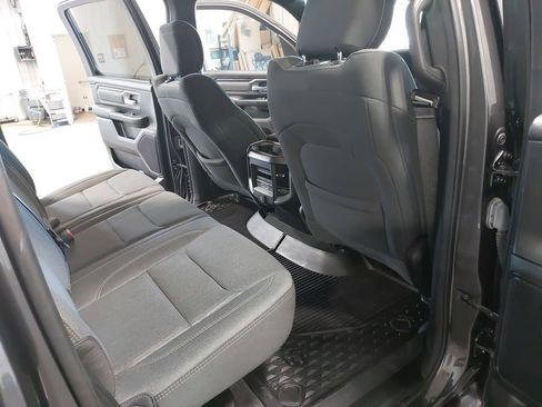 Used 2022 RAM 1500 Big Horn AWD/4WD image 11