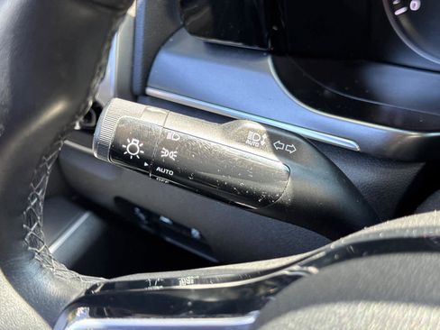 Used 2021 Kia Sorento S image 19