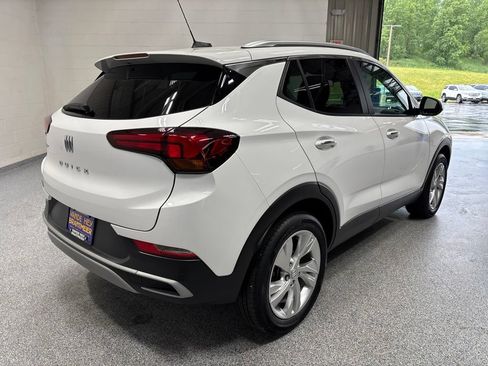 Used 2024 Buick Encore GX Preferred AWD/4WD image 7